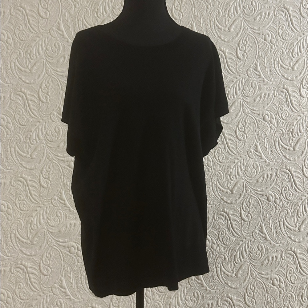 Classic Black short sleeve Loft sweater